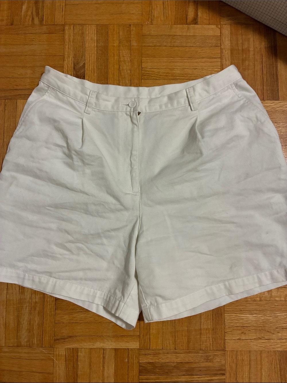 Vintage Ralph Lauren white shorts
